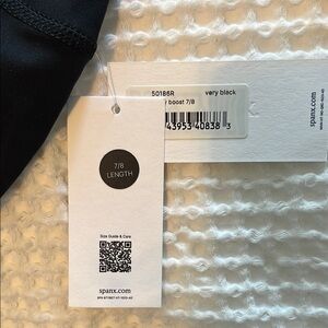SPANX booty boost Black 7/8 Length Leggings